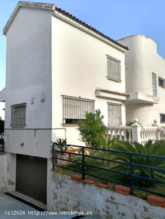 DETACHED CHALET IN L´ELIANA -VALENCIA - VALENCIA