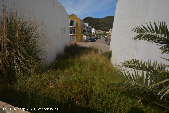 SOLAR EN FERRERIES - BALEARES