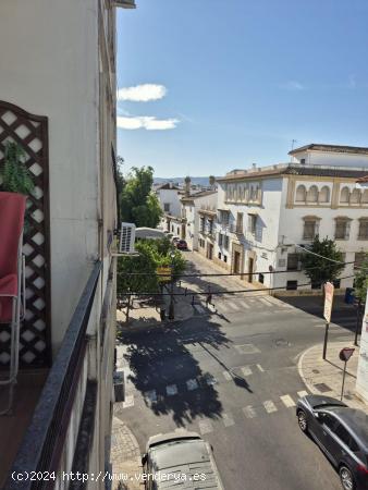 MAGNIFICO PISO A 1 MINUTO DE LA FACULTA DE DERECHO. - CORDOBA