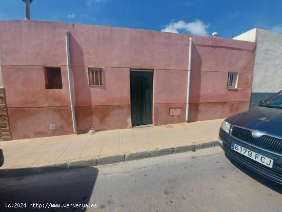  Casa en venta en Santa Maria del Aguila - ALMERIA 