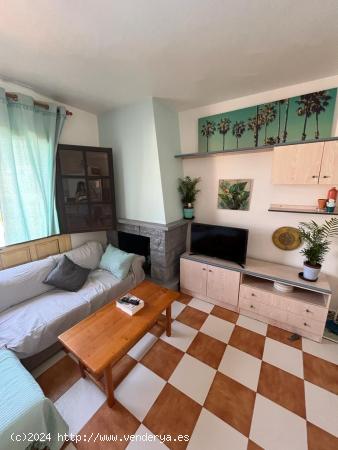 BONITO APARTAMENTO EN RESIDENCIAL - MURCIA