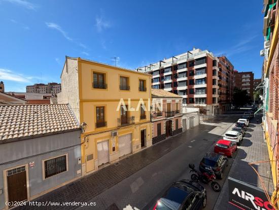 Grupo Alain vende vivienda ubicada en el pueblo de campanar - VALENCIA