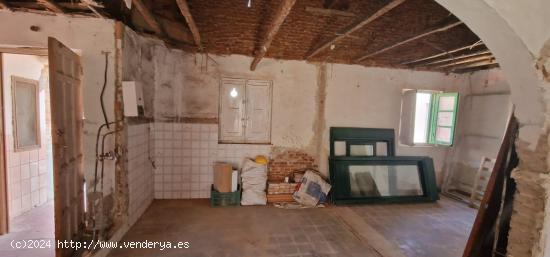  Casa para reformar a precio inmejorable!!!! - CACERES 