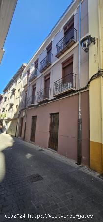 PISO EN EL CASCO ANTIGUO - LEON