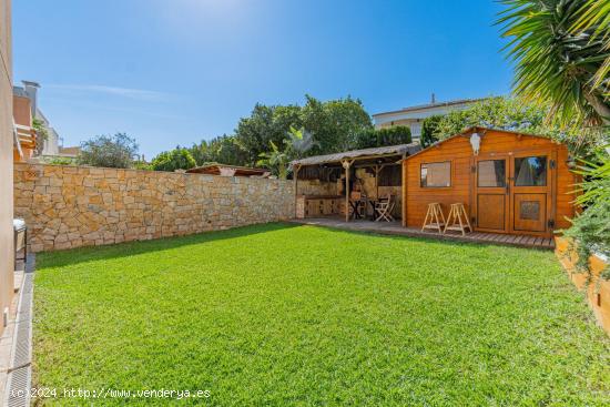 Chalet pareado con vistas al mar - BALEARES