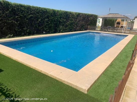 ESTUPENDA FINCA CON CASA RURAL Y PISCINA - MURCIA