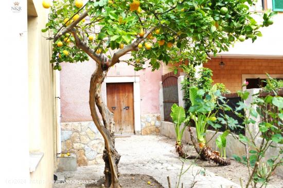 CASA DE PUEBLO EN BINISSALEM CON TERRAZA Y GARAJE - BALEARES