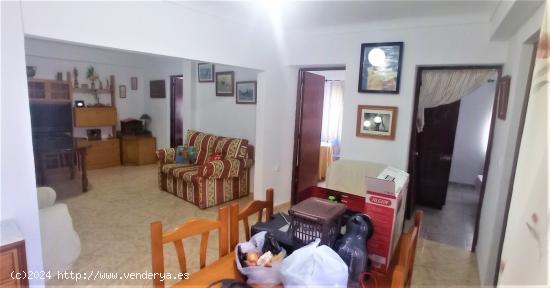  VENTA AMPLIA CASA CON TERRAZA - CADIZ 