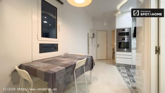 Piso en alquiler de 4 habitaciones en La Maternitat I Sant Ramon - BARCELONA