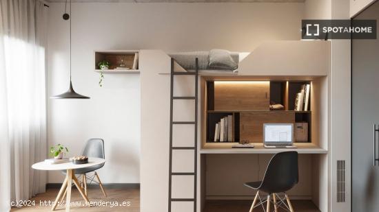 Estudio en alquiler en una residencia en Barcelona - BARCELONA