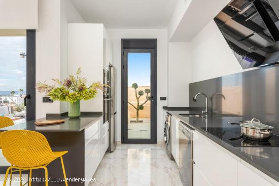 Villa de 3 dormitorios y 3 baños en Benijófar - ALICANTE