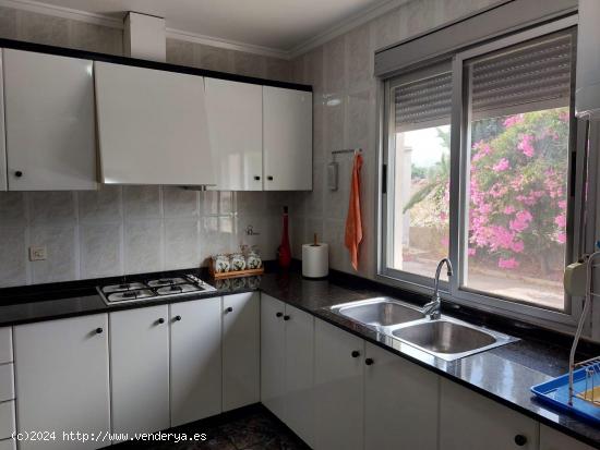 Se vende amplia casa de campo en Crevillent - ALICANTE