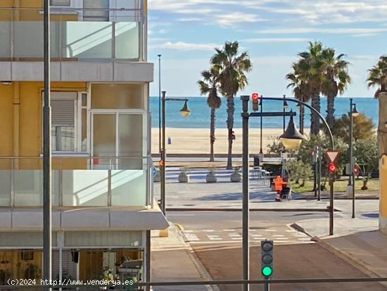 Alquiler piso  de 3 habitaciones en segunda línea de playa con piscina - VALENCIA