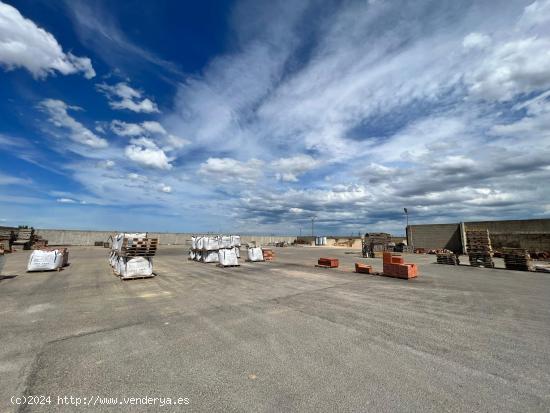 ALMACÉN DE MATERIALES 8 HANEGADAS EN ALGINET - VALENCIA