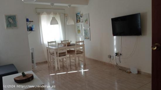 SE VENDE INMUEBLE EN REYES CATOLICOS - MADRID