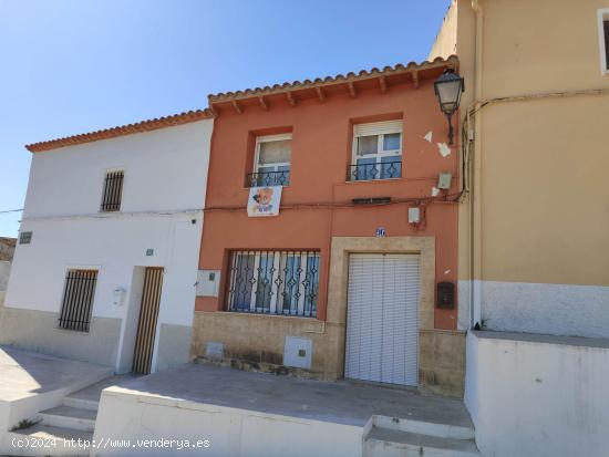 CASA TOTALMENTE REFORMADA EN EL CASCO HISTORICO DE ALMANSA - ALBACETE