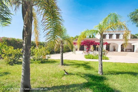 Preciosa finca con hermosas vistas y mucha privacidad y tranquilidad - ALICANTE