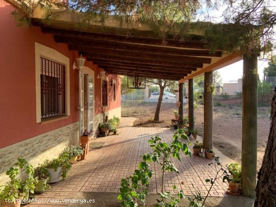 Casa con Terreno - Aledo - MURCIA