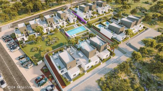 ¡Villas de nueva construcción de 3 dormitorios y 2 baños en un campo de golf! - MURCIA