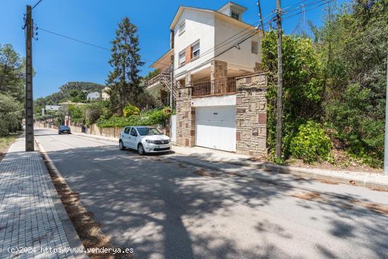 Casa en venta en Creu de L' Aragall Corbera de Llobregat - BARCELONA