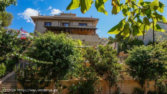 Fantástico chalet con estupendas vistas al mar y las montañas en alquiler en Altea la Vella - ALIC