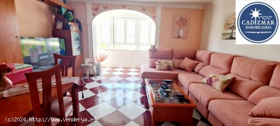  Piso en venta en zona Barriada con trastero - CADIZ 