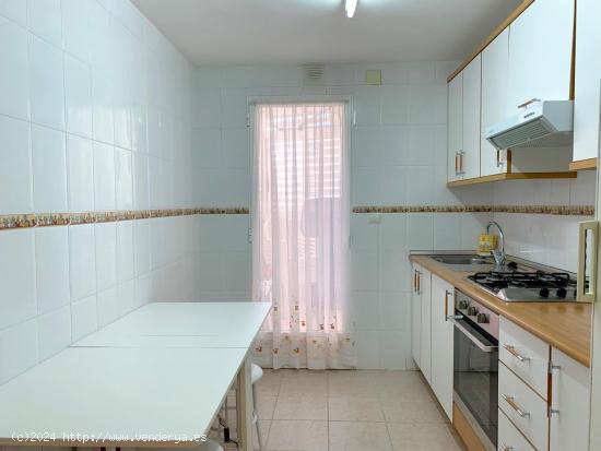 Bonito apartamento en la cala de Benidorm - ALICANTE