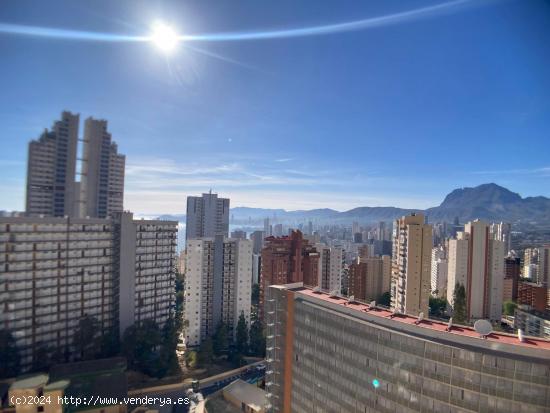  RINCON ALTO CON MUEBLES A MEDIDA Y DISEÑO - ALICANTE 