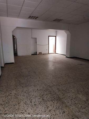 local comercial convertible en vivienda - CADIZ