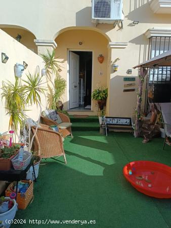  BONITA UNIFAMILAR EN VENTA - CADIZ 