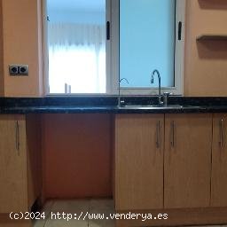 Unifamiliar adosada en venta  en Sant Hipòlit de Voltregà - Barcelona