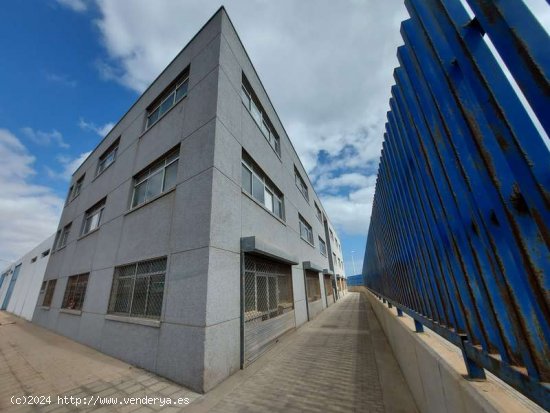 EDIFICIO PARA OFICINAS Y CENTRO DE NEGOCIOS - Arrecife