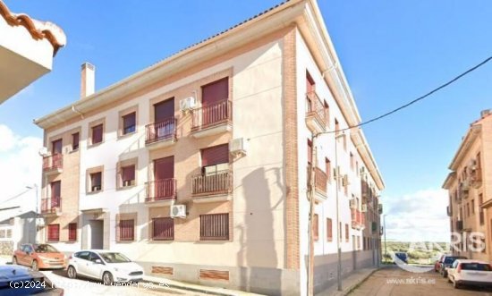 VIVIENDA EN ALAMEDA DE LA SAGRA CON GARAJE Y TRASTERO