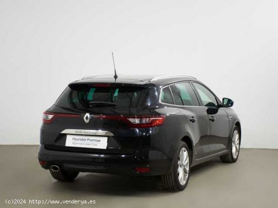 Renault Mégane Sport Tourer ( Mégane S.T. 1.3 TCe GPF Zen 103kW (4.75) )  - Jeréz de la Frontera