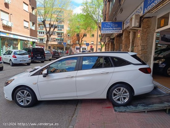 Opel Astra Sports Tourer  1600 CDTI 110CV SELECTIVE - Alcalá de Henares