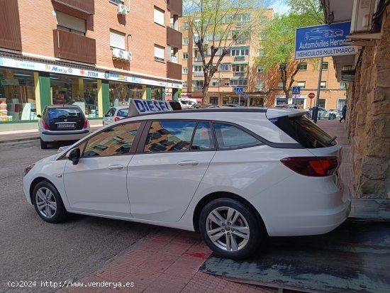 Opel Astra Sports Tourer  1600 CDTI 110CV SELECTIVE - Alcalá de Henares