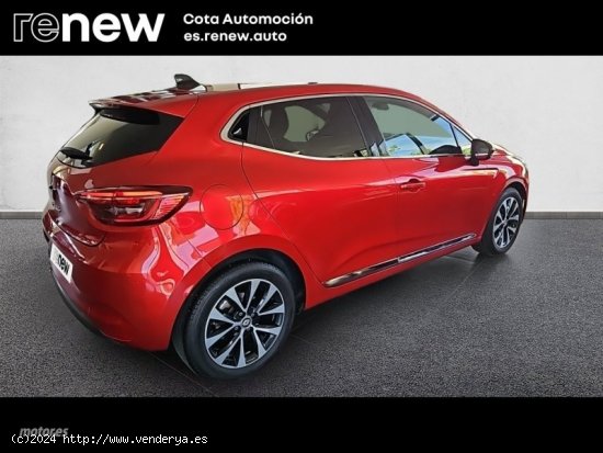 Renault Clio TECHNO TCE 90CV de 2023 con 12.600 Km por 19.500 EUR. en Madrid