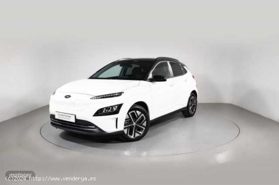  Hyundai Kona Electric Tecno 2C 150kW de 2023 con 17.012 Km por 32.500 EUR. en Barcelona 