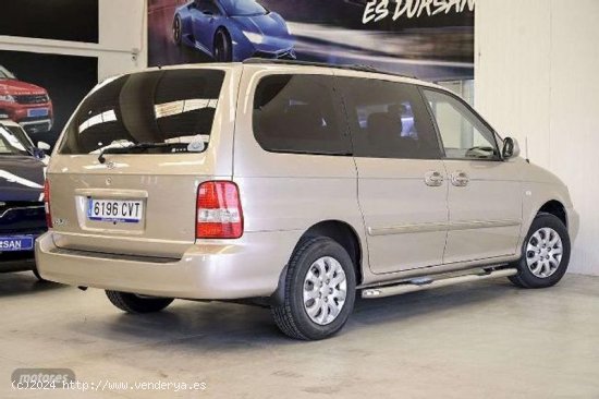 Kia Carnival 2.9 Crdi Lx de 2004 con 194.693 Km por 3.990 EUR. en Madrid