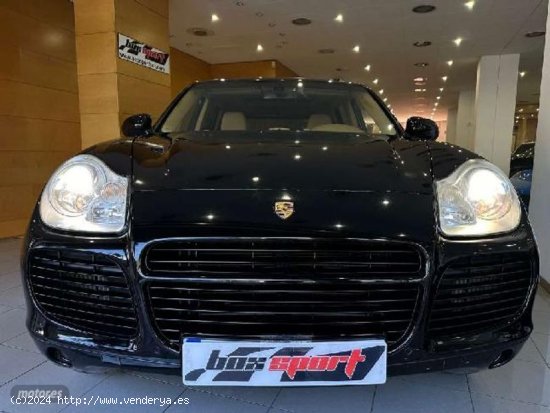 Porsche Cayenne 4.5 Turbo S Aut. de 2006 con 145.000 Km por 21.900 EUR. en Barcelona