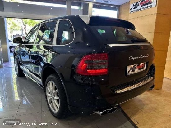 Porsche Cayenne 4.5 Turbo S Aut. de 2006 con 145.000 Km por 21.900 EUR. en Barcelona