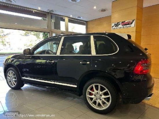 Porsche Cayenne 4.5 Turbo S Aut. de 2006 con 145.000 Km por 21.900 EUR. en Barcelona