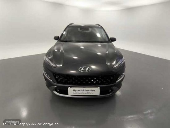 Hyundai Kona 1.0 TGDI Tecno 4x2 de 2023 con 11.200 Km por 22.900 EUR. en Barcelona