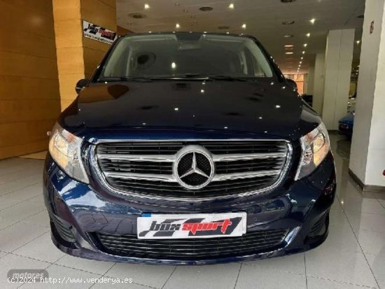 Mercedes Viano V 220d Largo de 2017 con 199.999 Km por 29.900 EUR. en Barcelona