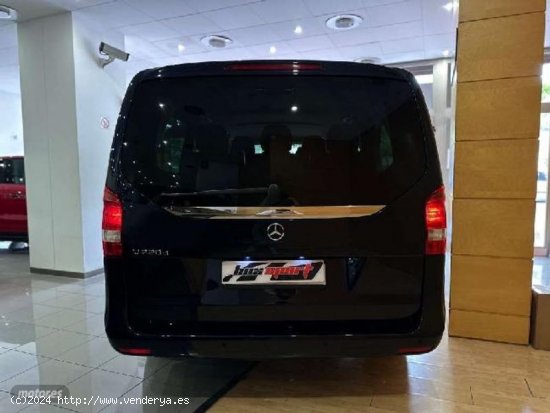 Mercedes Viano V 220d Largo de 2017 con 199.999 Km por 29.900 EUR. en Barcelona