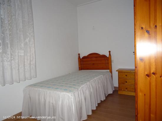 INMOBILIARIA SAN JOSE VENDE PISO DE DOS DORMITORIOS EN LA PLAZA MAYOR DE ASPE - ALICANTE