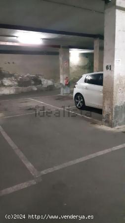 SE VEDEN PLAZA DE GARAJE/COCHE MEDIANO/FACIL MANIOBRA - ALICANTE