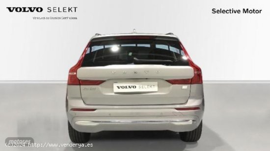 Volvo XC 60 XC60 Recharge Core, T6 plug-in hybrid eAWD, Electrico de 2023 con 24.536 Km por 53.900 E