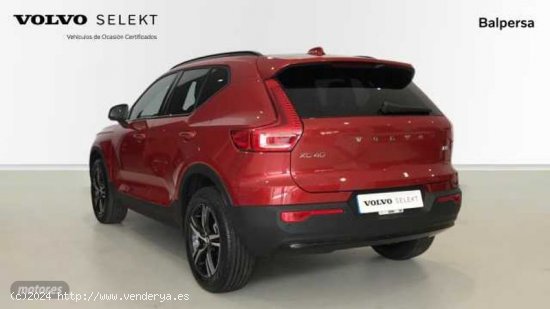 Volvo XC40 XC40 Plus, B3 Mild Hybrid, Gasolina, Dark de 2024 con 4.228 Km por 44.990 EUR. en Ourense