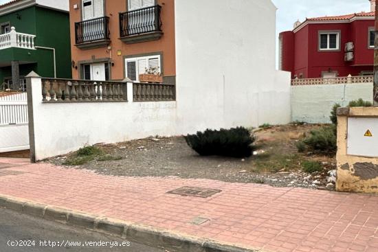 SOLAR EN LAS CHÁCARAS-VECINDARIO - LAS PALMAS